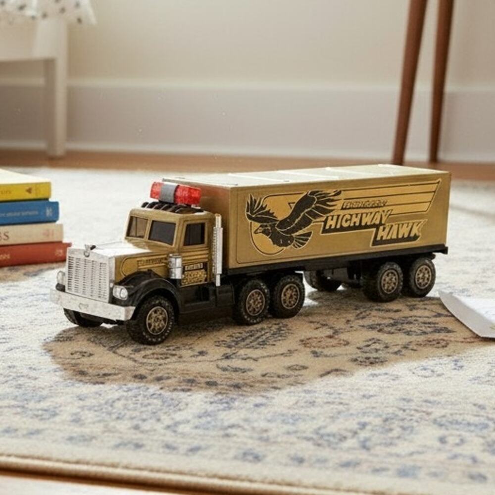 Vintage 1983 Buddy L Highway Hawk Kenworth Semi Truck Trailer Power Drivers